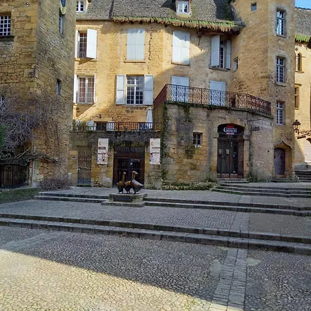 Centre Medieval Le Boudoir De Marie *