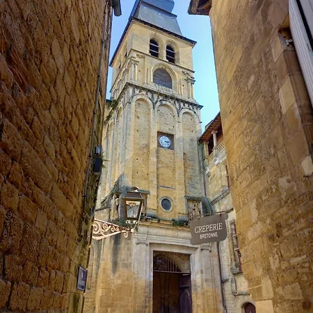 Centre Medieval Le Boudoir De Marie Sarlat-la-Caneda