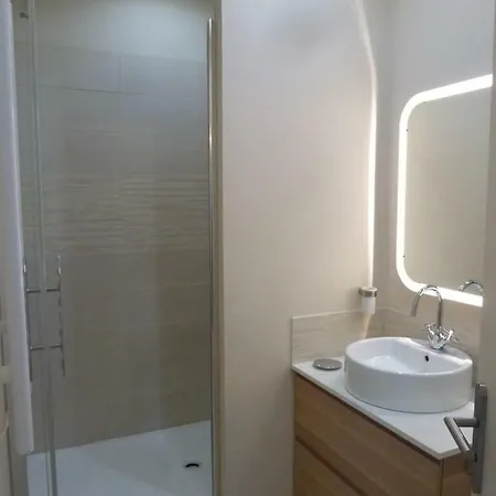 Apartment Centre Medieval Le Boudoir De Marie